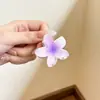 Grampos de Cabelo Flor de Frangipani de 4cm Cor de Bala Gelatina Flor Venda Quente Penteado de Nuca Presilha Tubarão Acessório de Cabelo para Cabelos Rebeldes de Verão