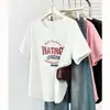 Camiseta Casual Feminina Plus Size Verão Nova Versátil Estampada Retro com Letra Manga Curta 100kg Manga Meia Manga Top 9639