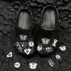 Moda Simples Alto Padrão Sensação Prata Fosco Amor de Cachorrinho Flor Morango Sapatos Fivela de Sapato Ajuste Buraco Acessórios para Sapatos