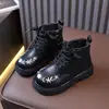 Dr. Infantil. Botas Martens 2026 Otoño/Invierno Nuevo Estilo Botas Individuales para Niña Botas de Princesa Bordadas para Niñas Botas para Bebé de Caña Media