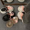 Zapatos de cueva con suela gruesa y dibujos animados para mujer, de verano, combinables, a la moda, antideslizantes, para playa y en la playa.