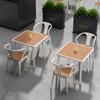 Mesa e Cadeira Quadradas Simples para Exterior Pátio Jardim Varanda Plástico-Madeira Anticorrosivo Lazer Bar Café Vila