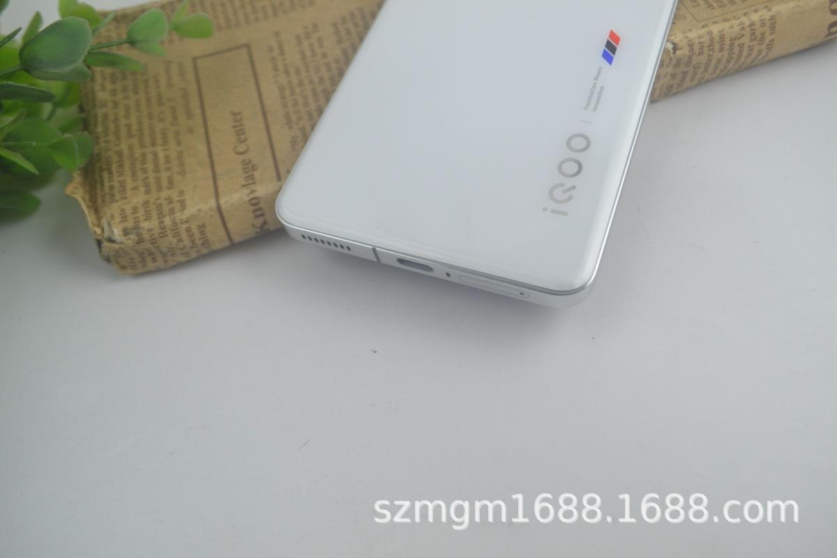 VIVO IQOO12原 (4).jpg