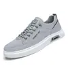 Zapatillas de cuero para deportes al aire libre para hombre, zapatos casuales versátiles de moda estilo coreano, zapatos de moda para hombre para todas las estaciones