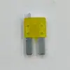 Venta al por mayor de fábrica fusible de coche mini M2 pie sobresaliente pie extendido pie faltante fusible tamaño pequeño fusible de inserción