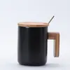 Caneca de cerâmica com cabo de madeira estilo nórdico para escritório, copo de água, presente para eventos corporativos, porcelana branca com logotipo impresso