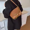 Bolsa Satchel de Corrente Popular Outono e Inverno Deste Ano Bolsa Pequena Personalizada para Mulheres Nova Moda 2025 Bolsa de Ombro Único Bolsa de Axila Bolsa Transversal