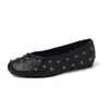 Zapatos de Piel de Oveja con Punta Dividida Estilo Pezuña de Cerdo para Mujer 2026 Nuevo Estilo Bailarinas Tachonadas Zapatos Planos sin Cordones