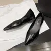 Zapatos Mary Jane cuadrados simples, retro, lisos, versátiles para mujer, primavera 2026, con aumento interno de altura y suelas gruesas, elegantes y cómodos