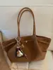 Bolsa de Grande Capacidade para Mulheres, Versátil para Outono e Inverno 2025 Nova Bolsa de Ombro Casual para Compras, Bolsa Tote Retrô para Trabalho e Deslocamento