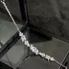 Pulsera Popular Nueva de Flor de Glicina Sonriente para Mujer 2025, Pulsera Exquisita de Cristal de Lujo Ligero de Nicho para Mejores Amigas
