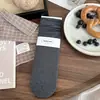 Calcetines de algodón de color liso, estilo japonés, corte ajustado, para otoño e invierno, para mujer, calcetines de media pantorrilla, calcetines grises sin costuras apilados estilo Miu para mujer