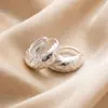 Pendientes de Aro Grandes de Plata Pura 999 con Textura Arrugada para Mujer, Lujo Ligero, Estilo de Nicho de Alta Gama, Brazaletes de Oreja de Estilo Minimalista Simple