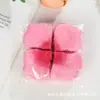Embalagem de 4 camadas de pétalas de rosa artificiais feitas de tecido não tecido, pétalas falsas para casamento, decoração de quarto de noiva e decorações de confissão