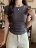 Camiseta Versátil de Manga Corta Angora Rojo Blanco Hombro Derecho para Mujer Verano Estilo Sexy Nicho Fruncido en la Cintura Efecto Adelgazante Top