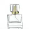 Frascos de perfume de vidro de alta qualidade de 30ml e 50ml, disponíveis em estoque. Estes frascos spray cosméticos elegantes e portáteis são os mesmos usados pelas principais marcas.