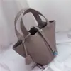 2025 Nuevo Bolso Balde Europeo y Americano con Cierre Bolso de Mano Bolso para Mujer Gran Capacidad de un Solo Hombro Cruzado de Pu