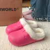 Pantuflas gruesas de felpa Birkenstock para mujer, colección otoño/invierno 2026, aptas para usar en exteriores, con suelas suaves, características impermeables y antideslizantes, y forro cálido de algodón afelpado para uso en interiores