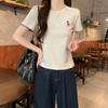 Camiseta de Manga Corta para Mujer 2025 Verano Nueva Moda Bordada Talla Grande Moda Holgada Look Adelgazante Tops de Media Manga para Mujer Trendy