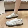 Zapatos de Entrenamiento Alemanes Directo de Fábrica para Mujer 2026 Nuevo Estilo Zapatos Blancos Colorblock de Gamuza Zapatos Casuales de Tabla Venta al por Mayor Personalización Dropshipping
