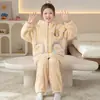 Pijama de flanela quente para meninas outono e inverno, novo design de desenho animado, roupa de casa solta e fofa, fleece de coral, para meninas