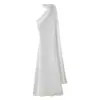 Venta al por mayor de Ropa de Mujer Transfronteriza Verano 2025 Nuevo Estilo Europeo y Americano Vestido Francés de Alta Gama con Cuello Halter y Espalda Descubierta
