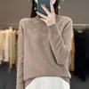 Nuevo Suéter de Punto de Cuello Alto para Mujer Otoño/Invierno 2026 Diseño de Flor con Pedrería Corte Holgado Elegante Top Base