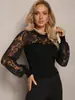 Primavera 2025 Nova Camiseta Feminina de Renda com Costura Vazada de Manga Longa de Alta Qualidade para o Dia a Dia Intelectual