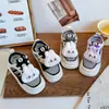 Zapatos de Lona de Malla Individual para Niñas Transpirables Verano 2025 Nuevo Moda Zapatos Casuales de Muñeca para Niños Tendencia de Moda Zapatos Individuales de Suela Suave