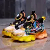 Zapatillas Deportivas de Dibujos Animados para Niños 2026 Otoño Zapatillas de Correr Luminosas para Niños Zapatillas Ligeras Antideslizantes con Felpa