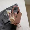 Bolso tipo cubo de Comercio Exterior Transfronterizo para Mujer 2026 Nuevo Estilo Bolso de Mano tipo Cesta con un Toque de Lujo, Bolso de Hombro y Cruzado Versátil de Moda