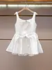 [En Stock] Vestido de Verano de Alta Gama Personalizable para Mujer de Shenzhen Nanyou, con Estilo Socialité, Diseño Ceñido a la Cintura y Efecto Adelgazante, en Blanco