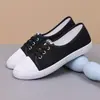 Zapatos de lona para mujer 2021 primavera y verano nuevos zapatos blancos casuales coreanos sin cordones de moda Harajuku combinan con todo Zapatos Deportivos de Tabla