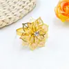Argolas de Guardanapo Personalizadas Criativas Transfronteiriças, Argolas de Guardanapo Flor de Cinco Folhas em Forma de Folha, Porta-Guardanapos de Metal, Argolas de Guardanapo Flor de Strass Atacado