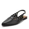 Sandálias retrô douradas vazadas com bico fino e tira no calcanhar, design plano, novos sapatos femininos de verão com bico fechado