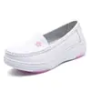 Zapatos de enfermera 2024 para mujer, suela suave, transpirables, cómodos, pies sin olor, huecos, antideslizantes, planos, de cuero, transpirables, zapatos médicos