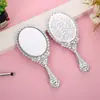 Espejo de Encaje Retro Galvanizado de Plástico Espejo de Mano de Alto Valor Espejo de Maquillaje Portátil Para Llevar Estilo Antiguo Espejo de Tocador Creativo