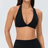 Top de yoga feminino cruzado com gola halter e bojos removíveis, decote V profundo, lindo design nas costas, roupa íntima fitness, sutiã esportivo para Pilates