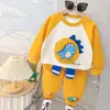 Conjunto de Moletom com Bolsa Fofo para Meninos e Meninas 2024 Novo Estilo Roupas de Primavera e Outono para Crianças Moda Infantil Tendência de Roupas para Crianças
