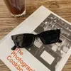 Gafas de sol tachonadas estilo coreano 2026 para hombre, Gafas de sol polarizadas de moda para mujer, Nuevas gafas de protección solar para fiesta, Negras