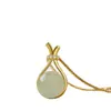 Nuevo Collar Colgante Bolsa de la Suerte Estilo Chino Verde Accesorios para Mujer, Gama Alta, Elegante, Sencillo, Versátil, Joyería de Lujo Ligero Venta al por Mayor