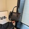 Bolsas Femininas 2026 Nova Tendência de Luxo Moda Outono e Inverno Design de Nicho Retrô Bolsa Transversal Bolsa de Mão