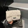 Bolsa Pequena Quadrada com Padrão de Diamantes para Mulheres, Versátil Novo Estilo Bolsa de Ombro Transversal Inspirada na Chanel, Bolsa de Ombro da Moda para o Dia a Dia