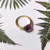 [10] Anel de pedra colorida quadrado pequeno estilo rede vermelha moderno cristal de pó gema ouro simples tendência