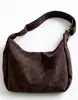 Bolsa de Ombro Grande Capacidade para o Dia a Dia Feminina Nova Simples Bolsa Tote de Nicho Feminina Bolsa Transversal Moderna Tendência