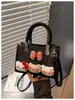 Transfronterizo 2026 Nuevo Versátil para el Día a Día Coreano de Nicho Patrón de Lichi Bolso de Mano Bolso de Hombro para Mujer Bolso Cruzado Casual