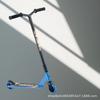 Limite de fornecimento direto transfronteiriço do Sudeste Asiático Brush Street Scooter de duas rodas para adolescentes Cool Scooter de manobras