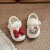 Sapatos de Pelúcia para Meninas 2026 Outono/Inverno Novo Estilo Crianças Solado Macio Forrados com Lã Sapatos Birkenstock Menina Bebê Algodão de Duas Camadas Sapatos Quentes de Algodão