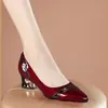 2026 Nuevos Zapatos Versátiles para Mujer Piel Suave Piel Genuina Corte Bajo Punta Puntiaguda Tacón Grueso Tacón Medio Cómodos Piel Suave Mocasines de Moda Mujer