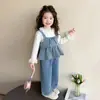 Conjunto Elegante de Calça Jeans Wide-Leg Estilo Little Coco para Meninas Primavera/Outono Bebê 2026 Novo Estilo Coreano Três Peças Doce